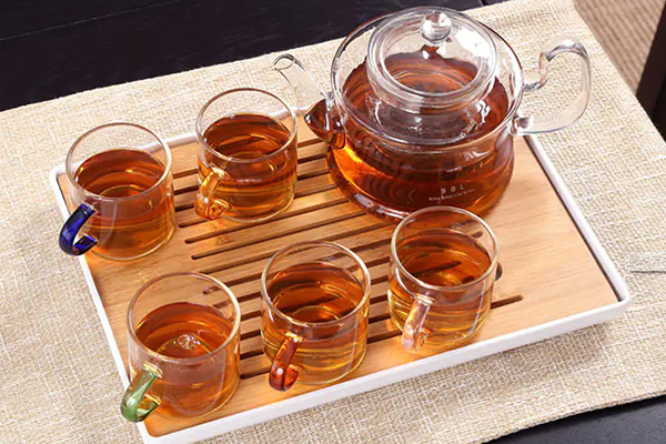 某知名餐饮品牌前段时间被查出餐具大肠杆菌超标?。?！吃饭前烫餐具真的安全么？